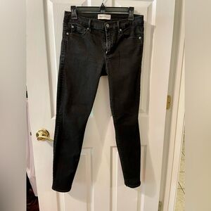 Gap True Skinny Size 29R